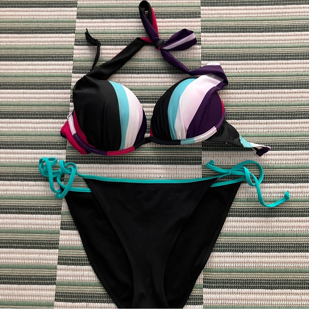 VENUS Black and Purple Bikini Set with Sporty Design